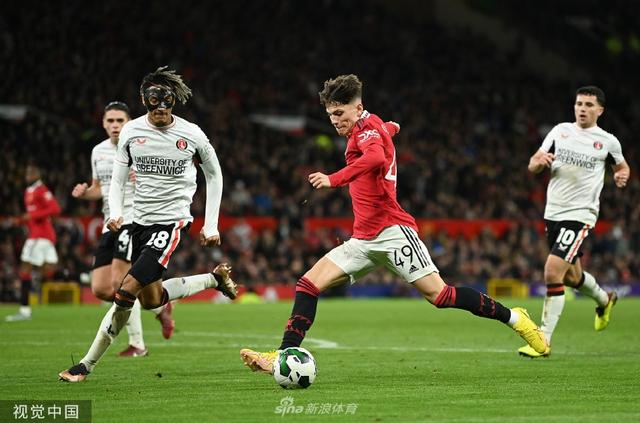 成为球队取 成为球队取